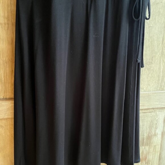 41 Hawthorn Elisse Ruched Sleeve Surplice Dress, NWT, Medium - Picture 3 of 6